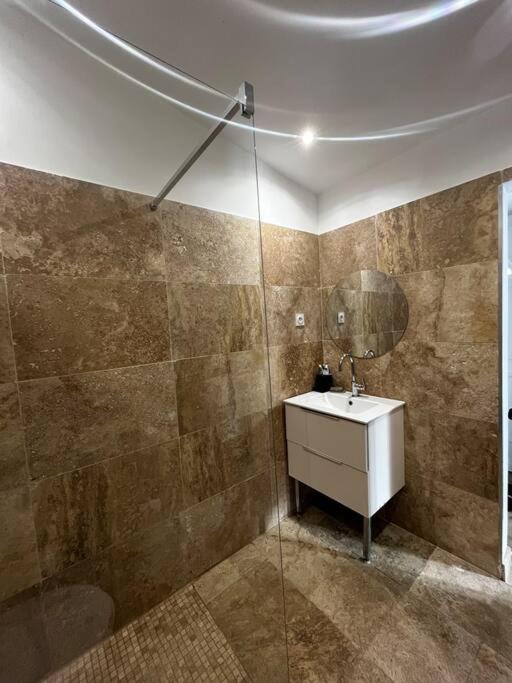 Jolie Maison Avec Vue Sur Piscine بوك بيل آرْ المظهر الخارجي الصورة